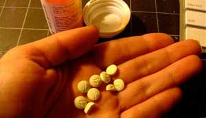 Benzodiazepines2 العقاقير العشرة الأكثرُ خطورةً و التّفاعلاتُ الجسدية المصحوبة بها. 