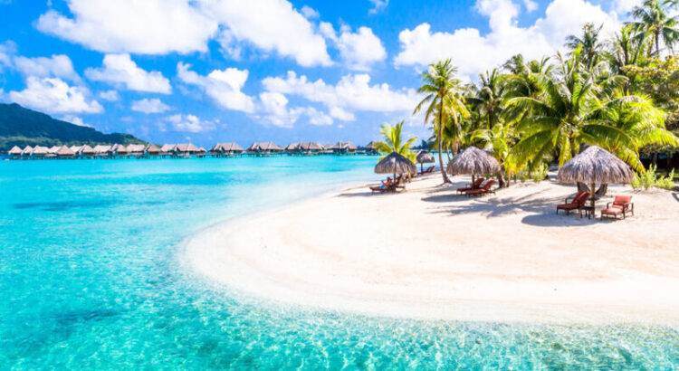 Top 10 most Beautiful White Sand Beaches in the World