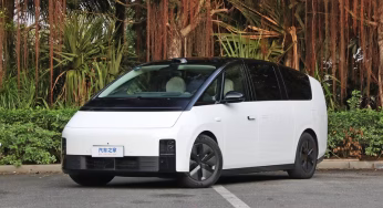 Top 10 Latest Family Electric Car Features Ultra-Fast 15-Minute Charging